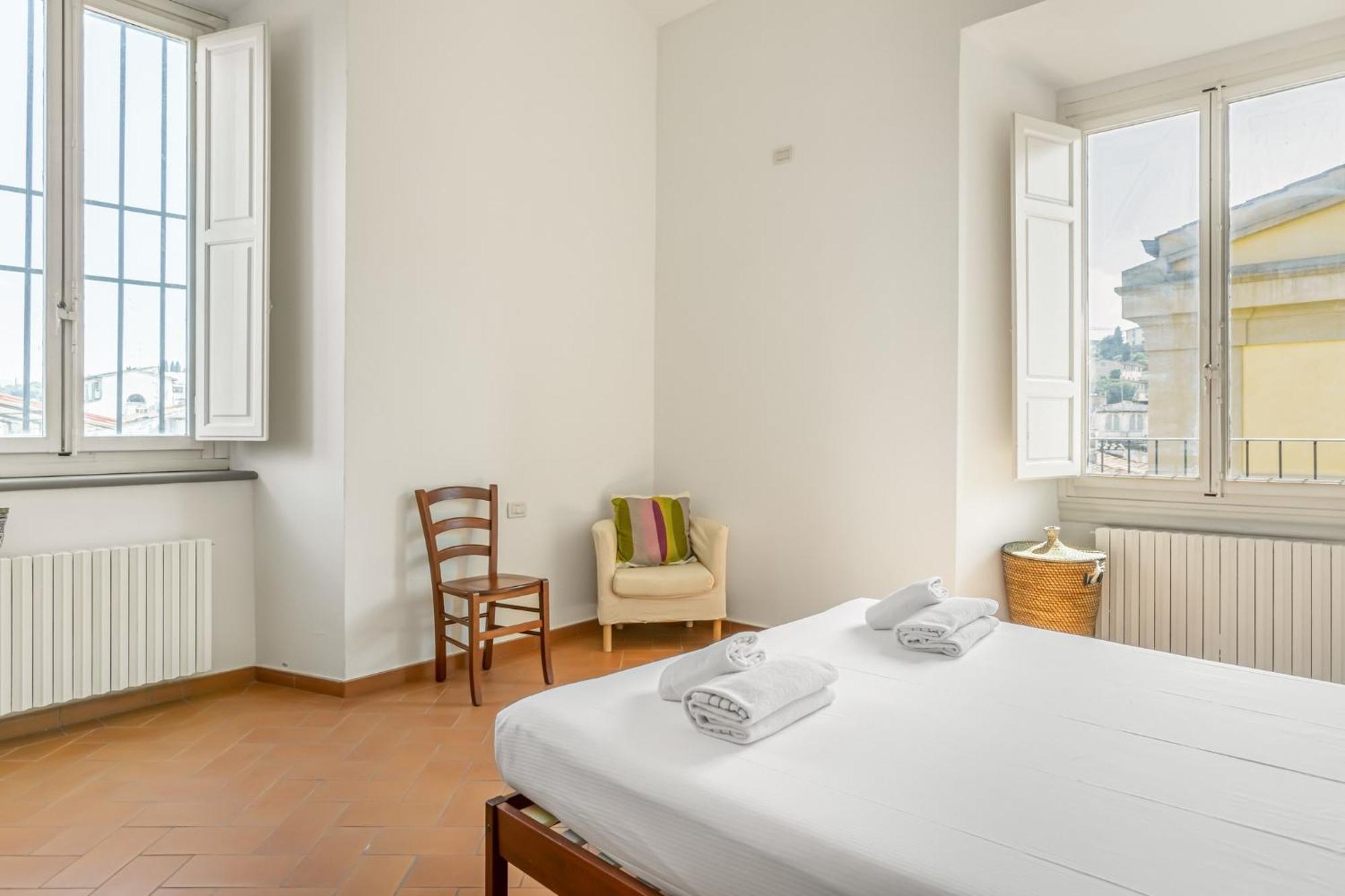 Apartment The Lions' In The Historic Centre X8